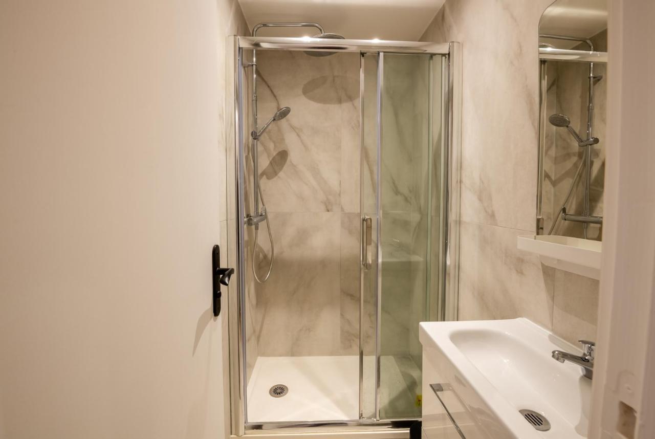 Appartement Contemporain Republique - Temple 2 Paris Luaran gambar